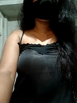 Snapshot of DiyaRoy49 chatting on October 17, 2025, 5:26 pm DiyaRoy49 online show from October 17, 2025, 5:26 pm