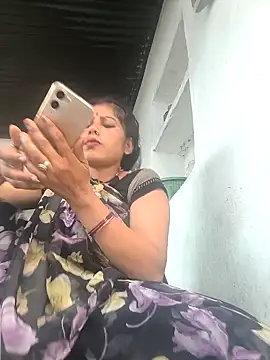Pinki malhotra online show from October 5, 2025, 8:16 am