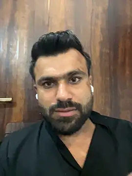 Snapshot of avieeeniyu chatting on October 30, 2025, 5:43 pm avieeeniyu online show from October 30, 2025, 5:43 pm