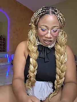 Snapshot of Naomi_jhonson chatting on August 6, 2026, 3:40 pm Naomi jhonson online show from August 6, 2026, 3:40 pm