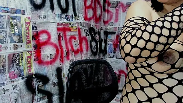 Snapshot of ariel_bdsm chatting on March 15, 2026, 4:19 am ariel bdsm online show from March 15, 2026, 4:19 am