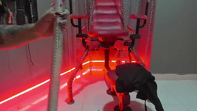 Snapshot of ariel_bdsm chatting on June 28, 2026, 12:28 am ariel bdsm online show from June 28, 2026, 12:28 am