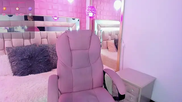 Snapshot of im_angelica chatting on October 25, 2025, 2:17 pm im angelica online show from October 25, 2025, 2:17 pm