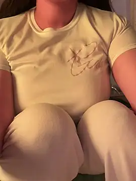 OnlyRima online show from January 14, 2026, 3:04 pm