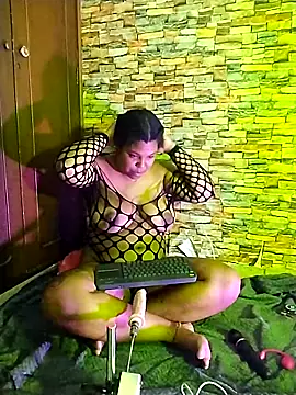 Snapshot of naomi_campbel_ chatting on May 23, 2026, 8:52 pm naomi campbel online show from May 23, 2026, 8:52 pm
