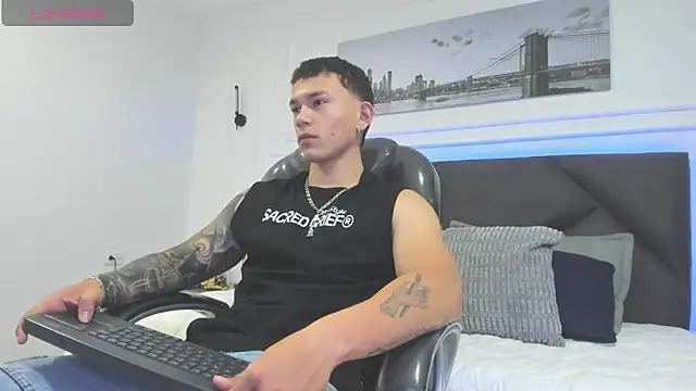 Thomas moon online show from February 20, 2026, 1:02 pm