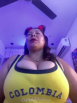Snapshot of Sussan__ chatting on July 7, 2026, 11:47 am Sussan online show from July 7, 2026, 11:47 am