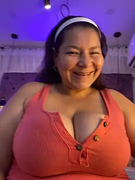 Snapshot of Sussan__ chatting on July 25, 2026, 11:49 am Sussan online show from July 25, 2026, 11:49 am