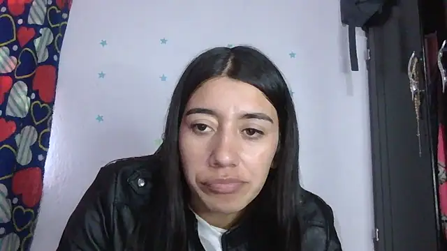 Madow Lu online show from November 14, 2025, 4:43 pm