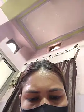 Snapshot of sanu_07 chatting on July 17, 2026, 5:04 am sanu 07 online show from July 17, 2026, 5:04 am