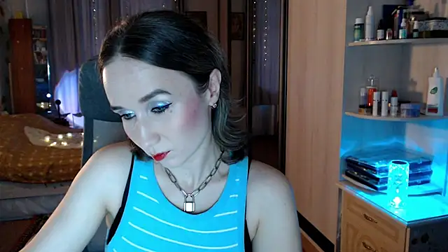 Snapshot of ClassyInna chatting on November 26, 2025, 5:40 am ClassyInna online show from November 26, 2025, 5:40 am