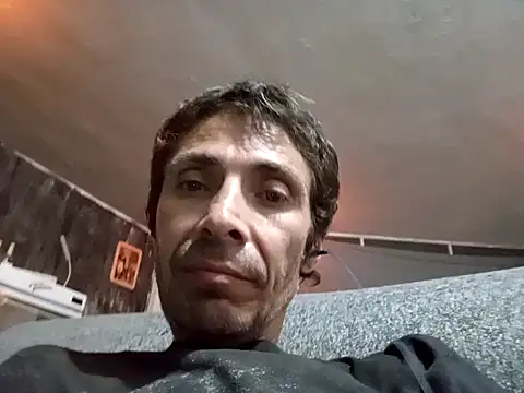 Snapshot of githot chatting on March 17, 2026, 6:16 am githot online show from March 17, 2026, 6:16 am