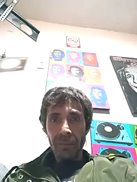 Snapshot of githot chatting on November 17, 2025, 9:35 am githot online show from November 17, 2025, 9:35 am