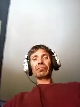 Snapshot of githot chatting on October 14, 2025, 7:20 am githot online show from October 14, 2025, 7:20 am