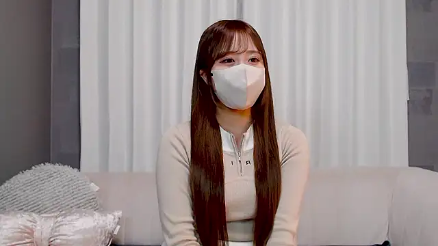  YUI CHAN  online show from January 18, 2026, 11:24 am