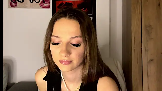 ScarlettSmithX online show from March 24, 2026, 3:39 am
