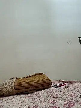 Snapshot of CUTE-PX chatting on May 5, 2026, 3:31 am CUTE-PX online show from May 5, 2026, 3:31 am