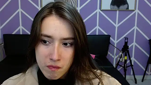 Adhara Kitten online show from December 5, 2025, 12:48 pm