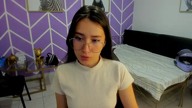 Adhara Kitten online show from February 28, 2026, 1:00 pm