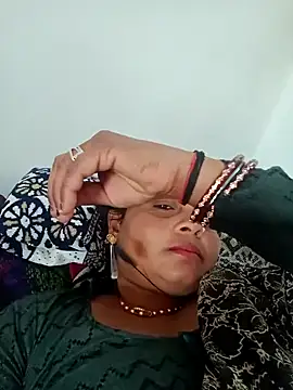 Hot komal1 online show from February 4, 2026, 9:48 am