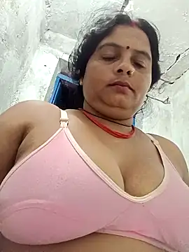 Hot komal1 online show from October 19, 2025, 8:33 pm