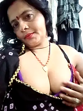 Hot komal1 online show from February 21, 2026, 8:55 pm