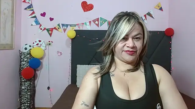 Snapshot of pamela_echeverria chatting on June 26, 2026, 11:16 am pamela echeverria online show from June 26, 2026, 11:16 am