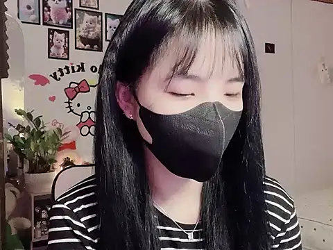 keelinnn19 online show from November 25, 2025, 6:52 pm