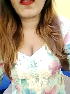 Snapshot of Suhana_Darling chatting on October 17, 2025, 8:54 pm Suhana Darling online show from October 17, 2025, 8:54 pm