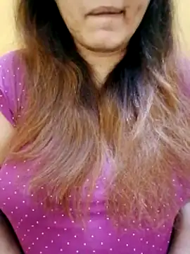 Snapshot of Suhana_Darling chatting on December 1, 2025, 7:37 pm Suhana Darling online show from December 1, 2025, 7:37 pm