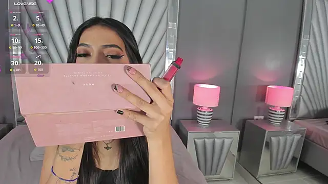 AmyBlackwood online show from November 21, 2025, 3:38 am