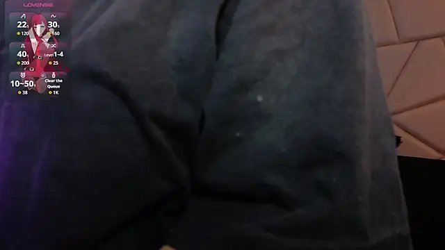 sophiaa 7 online show from November 10, 2025, 11:26 am