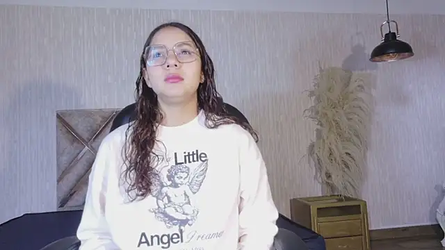 Snapshot of angeles_azul chatting on July 10, 2026, 3:56 pm angeles azul online show from July 10, 2026, 3:56 pm