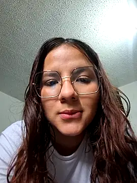 Snapshot of angeles_azul chatting on July 16, 2026, 2:14 pm angeles azul online show from July 16, 2026, 2:14 pm