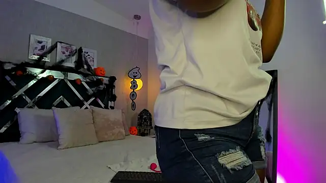 Snapshot of meloody7 chatting on October 30, 2025, 11:41 am meloody7 online show from October 30, 2025, 11:41 am