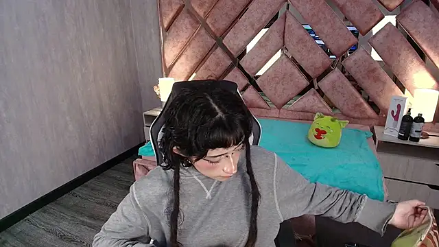 Snapshot of Babyyrasta666 chatting on November 29, 2025, 3:28 am Babyyrasta666 online show from November 29, 2025, 3:28 am