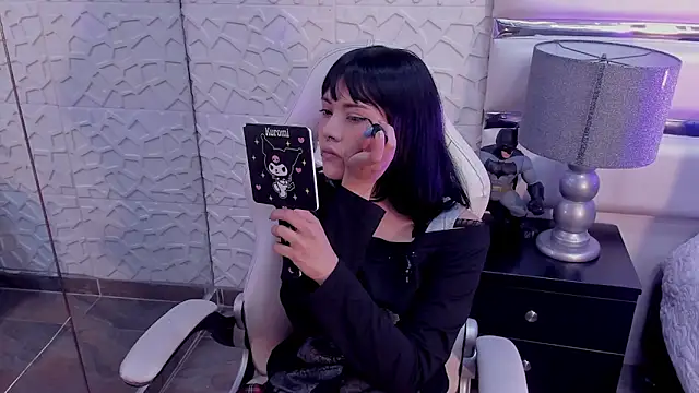 Snapshot of TatiLee chatting on March 30, 2026, 11:44 am TatiLee online show from March 30, 2026, 11:44 am