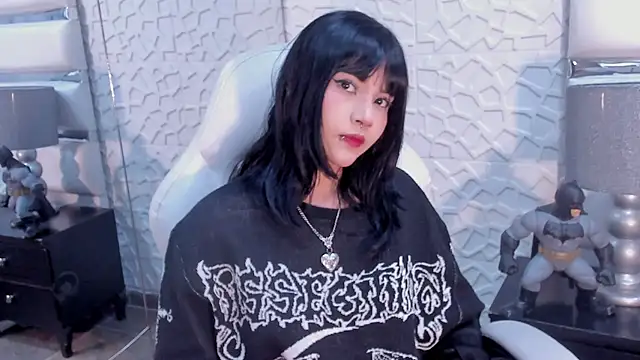 Snapshot of TatiLee chatting on March 11, 2026, 3:39 pm TatiLee online show from March 11, 2026, 3:39 pm