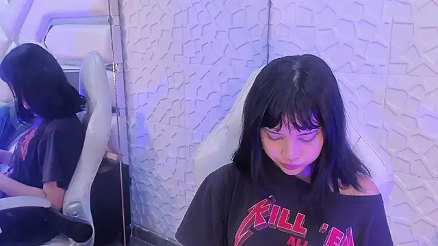 Snapshot of TatiLee chatting on March 24, 2026, 1:00 pm TatiLee online show from March 24, 2026, 1:00 pm