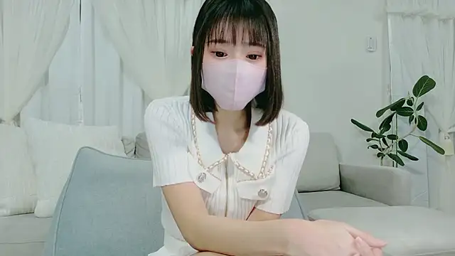 anone10101 online show from April 5, 2026, 2:13 pm