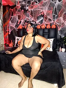 Snapshot of aranzzalatin chatting on October 11, 2025, 12:06 pm aranzzalatin online show from October 11, 2025, 12:06 pm