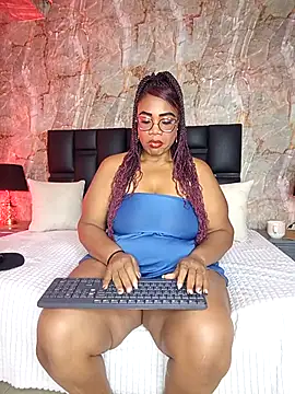 Snapshot of aranzzalatin chatting on November 3, 2025, 6:33 pm aranzzalatin online show from November 3, 2025, 6:33 pm