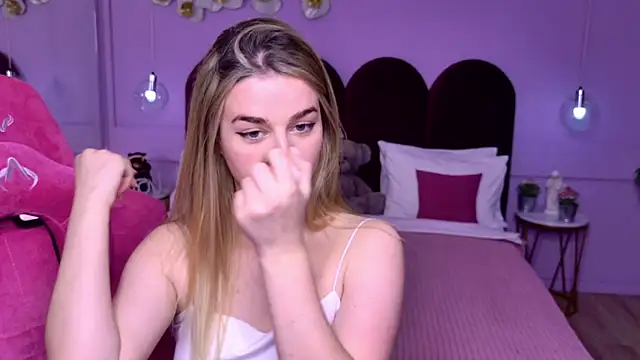 SweetyLicky online show from November 27, 2025, 4:07 pm