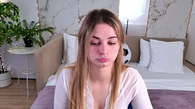 SweetyLicky online show from July 26, 2026, 4:03 pm