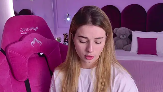 SweetyLicky online show from July 31, 2026, 4:15 pm