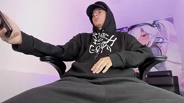 Snapshot of Fran_Boy chatting on October 2, 2025, 3:43 am Fran Boy online show from October 2, 2025, 3:43 am