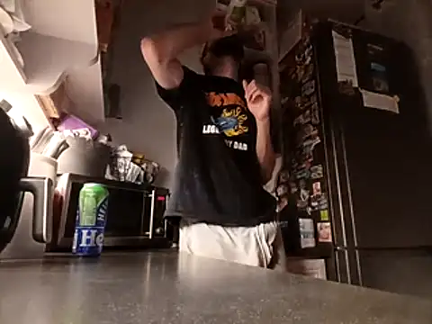 Snapshot of Donowan86 chatting on March 3, 2026, 10:17 pm Donowan86 online show from March 3, 2026, 10:17 pm