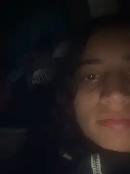 Larissa41 online show from June 11, 2026, 3:47 am
