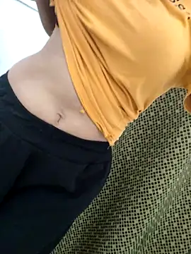 Snapshot of Kayna_Rawat chatting on November 20, 2025, 12:17 pm Kayna Rawat online show from November 20, 2025, 12:17 pm