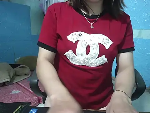 Snapshot of Xue_weng chatting on September 15, 2025, 12:44 am Xue weng online show from September 15, 2025, 12:44 am